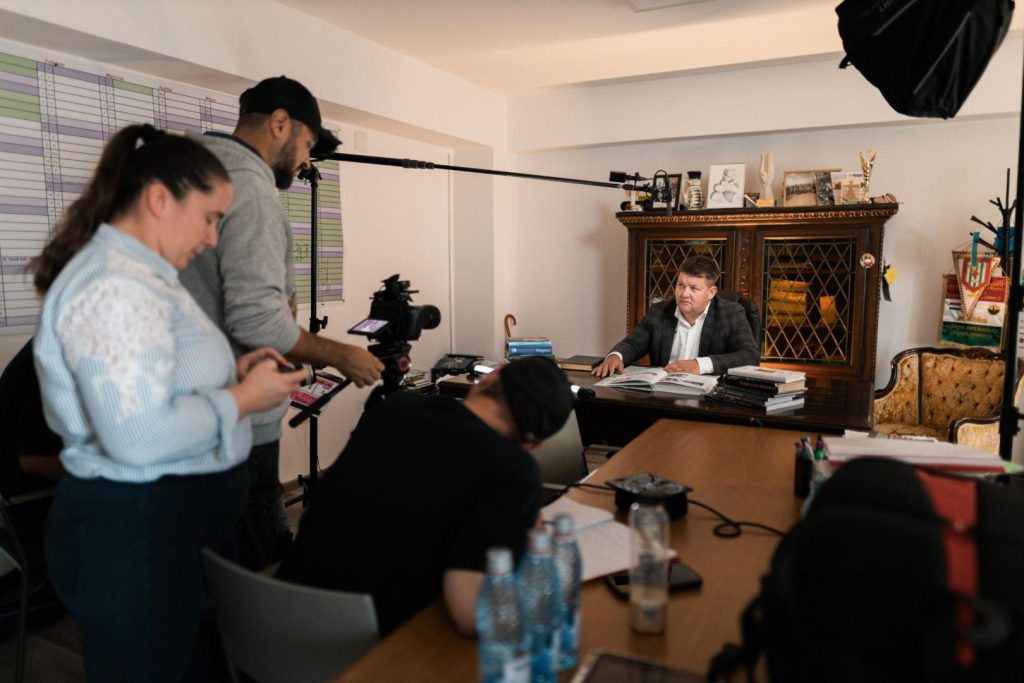 Cum cresc testimonialele video ROI-ul campaniilor tale